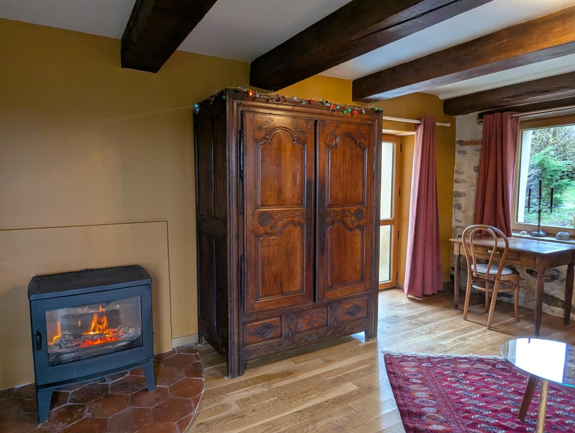 La Tour Du Bois Dormant Bed & Breakfast Plozevet Exterior photo